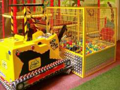 F1-010FreizeitIndoorspielplatz